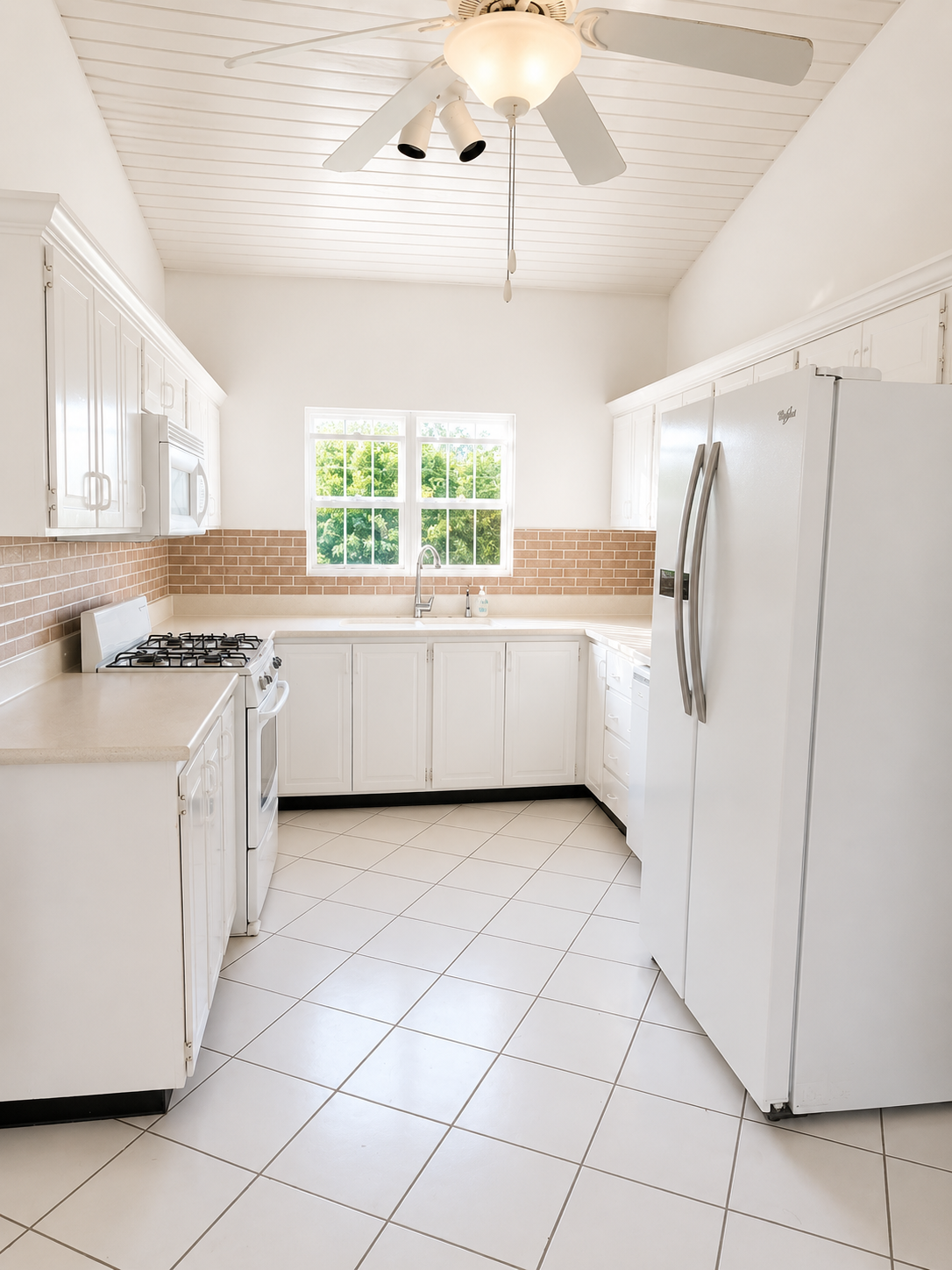 4 Bed | 3 Bath Home  – Crosbies