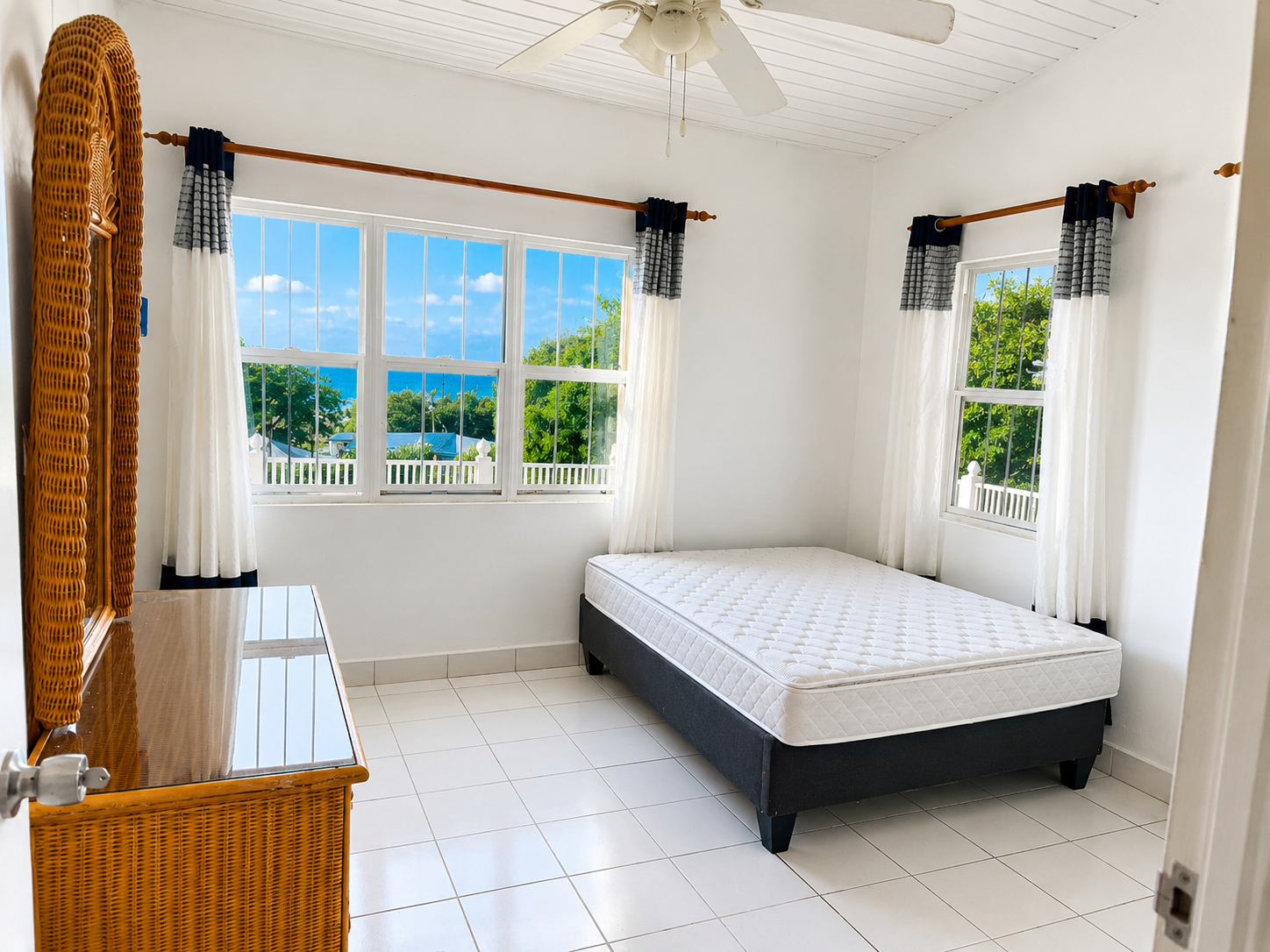 4 Bed | 3 Bath Home  – Crosbies