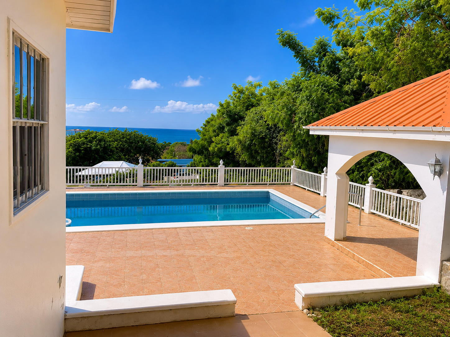 4 Bed | 3 Bath Home  – Crosbies